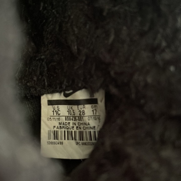 Nike Kids ACG Fur Lined Sneaker Boots Size:11C Hot Pink Black and Grey - Picture 15 of 15